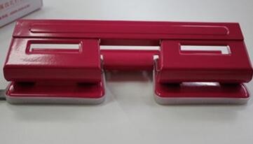 益而高金属四孔打孔机 益而高金属四孔打孔机